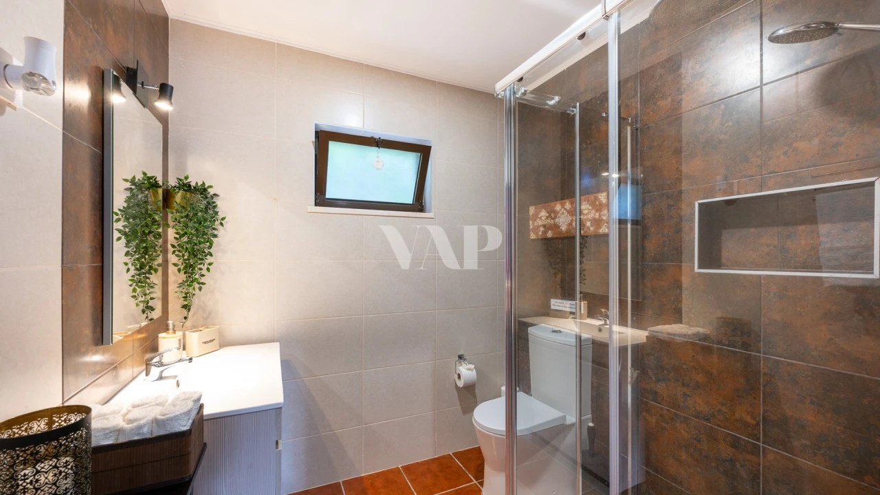 Moradia T6 para Venda em Boliqueime Foto 12