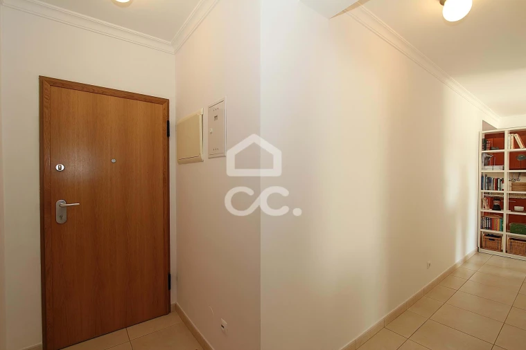 Apartamento T1 para Venda em Armação de Pera Foto 14