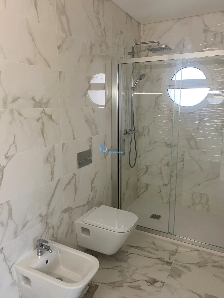 Apartamento T3 para Venda em Albufeira e Olhos de Água Foto 13