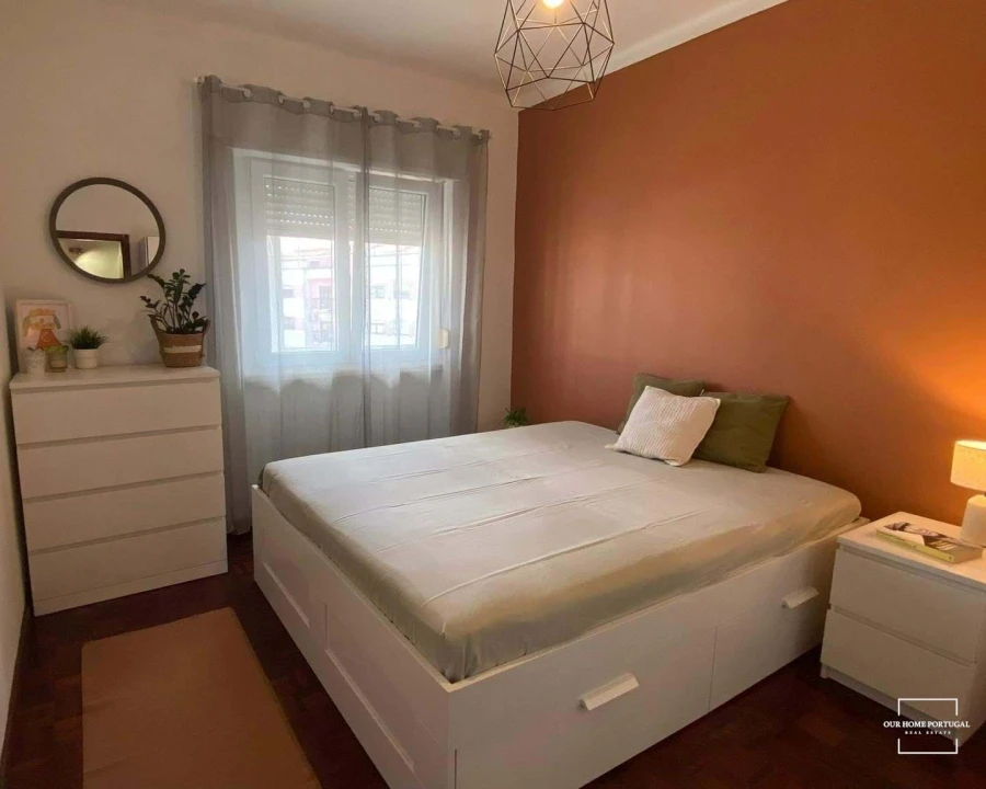 Apartamento T2 para Venda em Algueirão-Mem Martins Foto 6