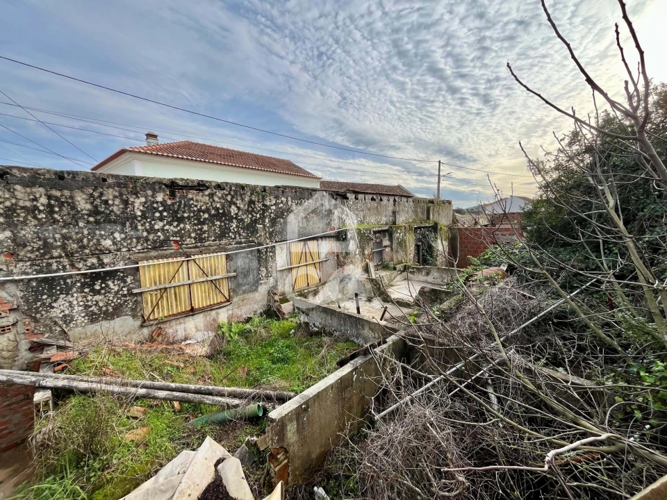 Moradia T2 para Venda em Miragaia e Marteleira Foto 15