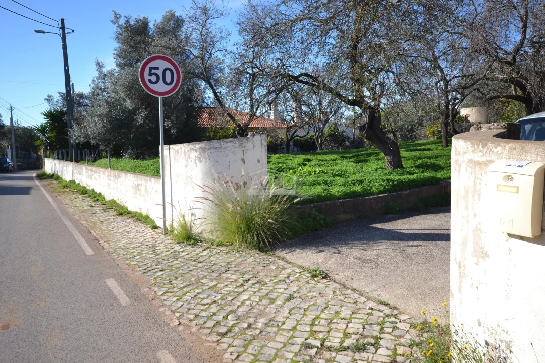 Moradia T4 para Venda em Loule (São Sebastião) Foto 24