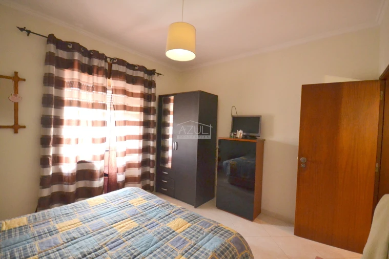 Moradia T4 para Venda em Loule (São Sebastião) Foto 10