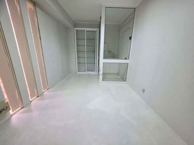 Negócio para Venda em Funchal (Santa Luzia) Foto 14