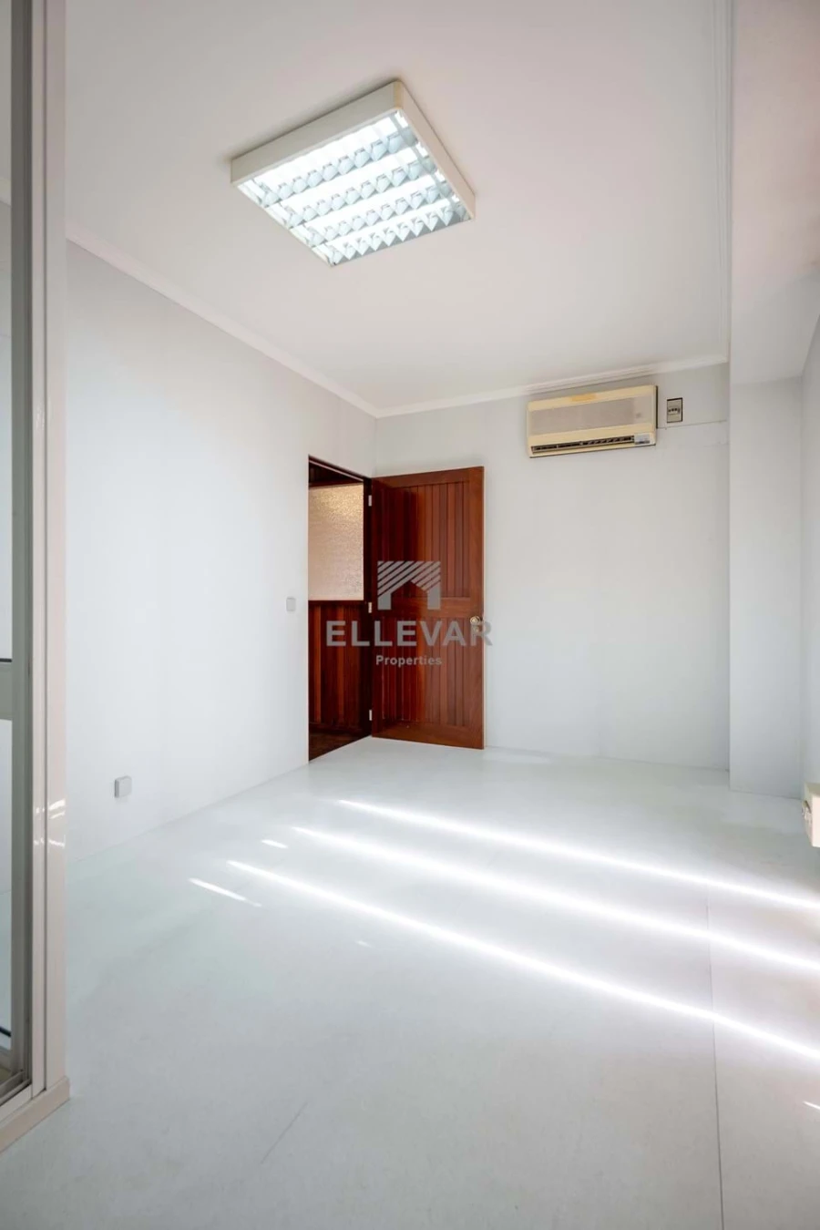 Apartamento T1 para Venda em Funchal (Santa Luzia) Foto 24