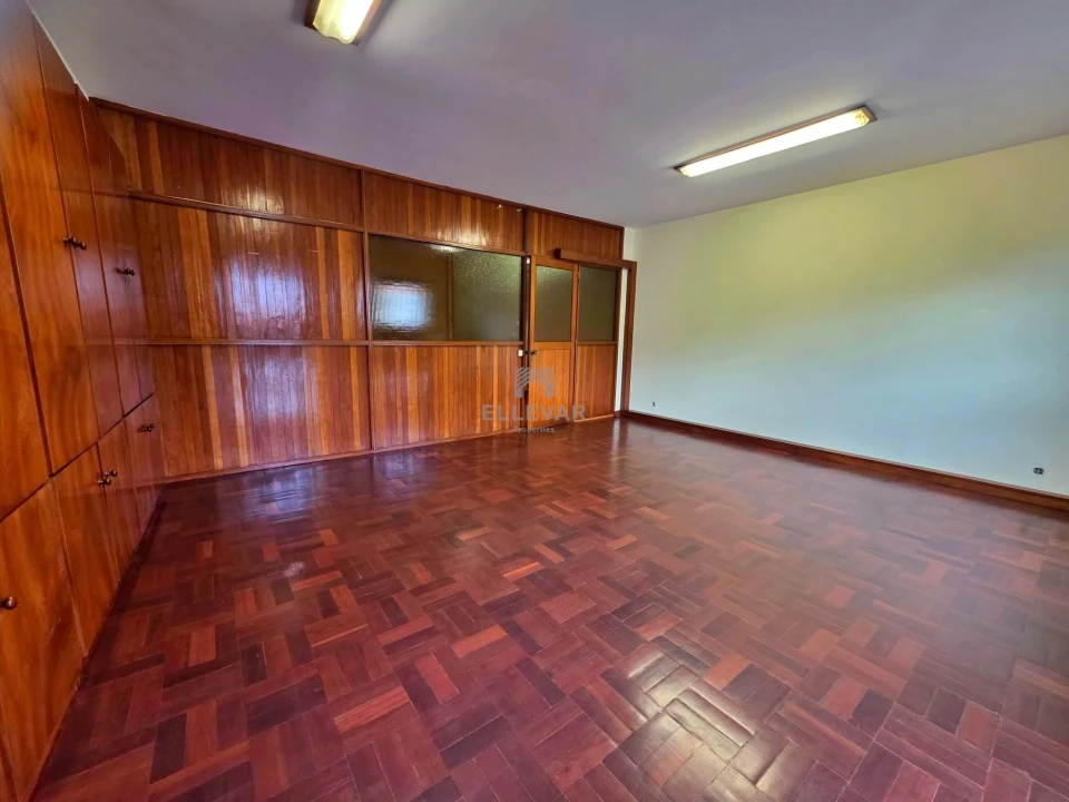 Negócio para Venda em Funchal (Santa Luzia) Foto 4