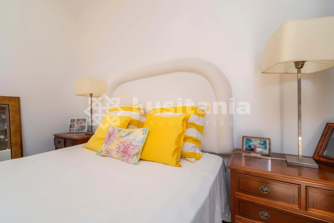 Moradia T4 para Venda em Quarteira Foto 32