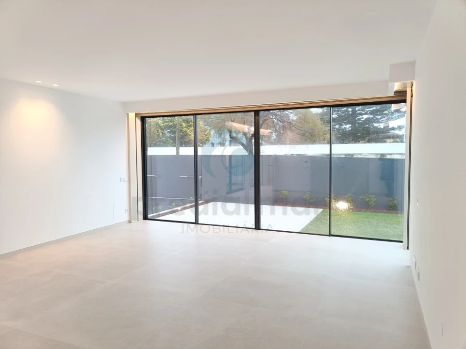 Moradia T5 para Venda em Canidelo Foto 7