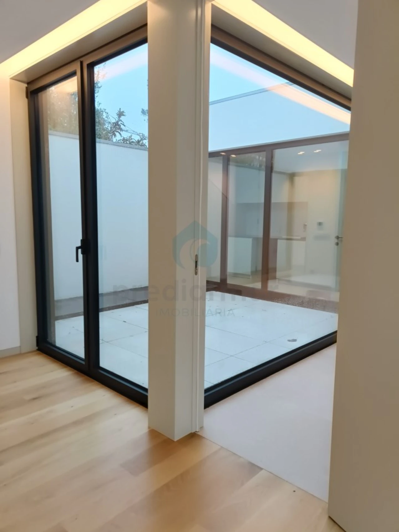 Moradia T5 para Venda em Canidelo Foto 24