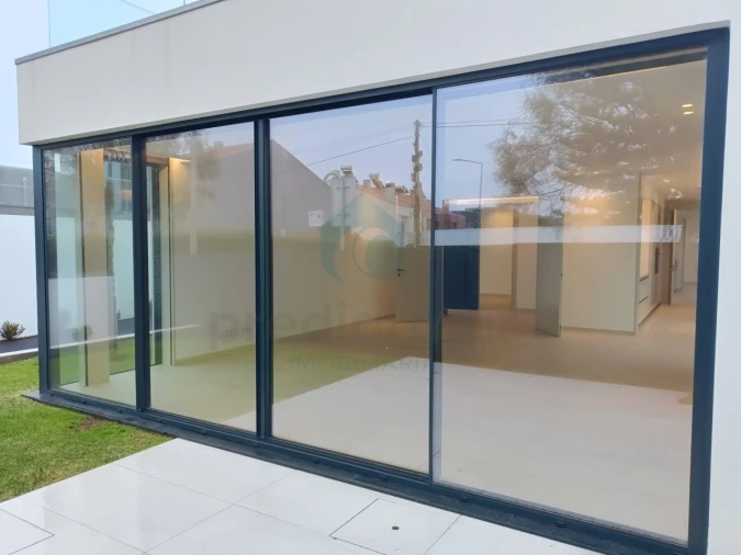 Moradia T5 para Venda em Canidelo Foto 2