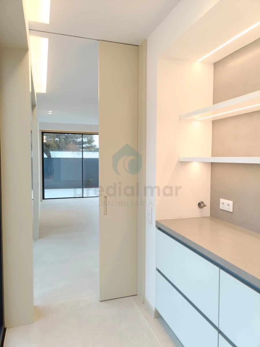 Moradia T5 para Venda em Canidelo Foto 10