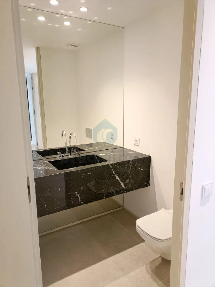 Moradia T5 para Venda em Canidelo Foto 26