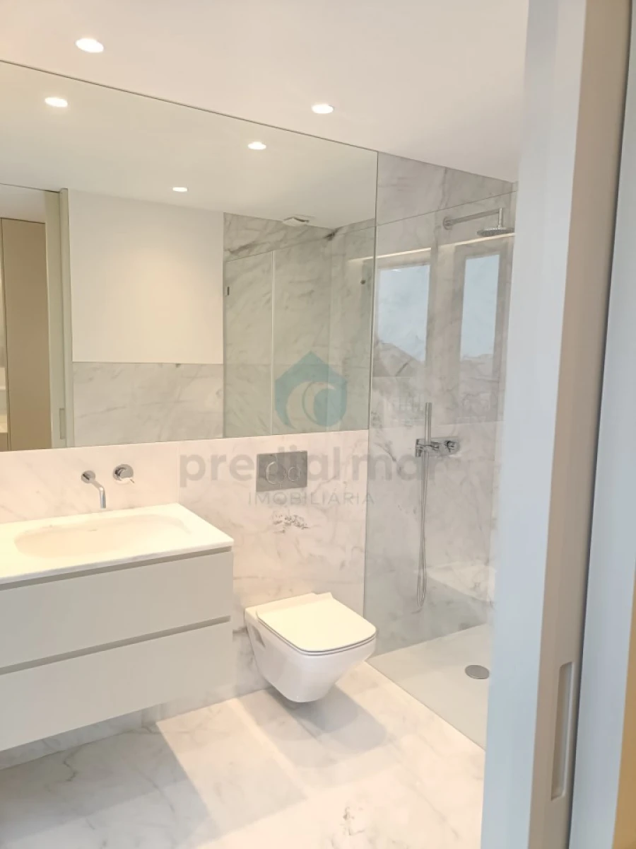 Moradia T5 para Venda em Canidelo Foto 38