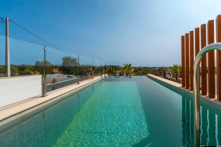 Moradia T3 para Venda em Almancil Foto 28