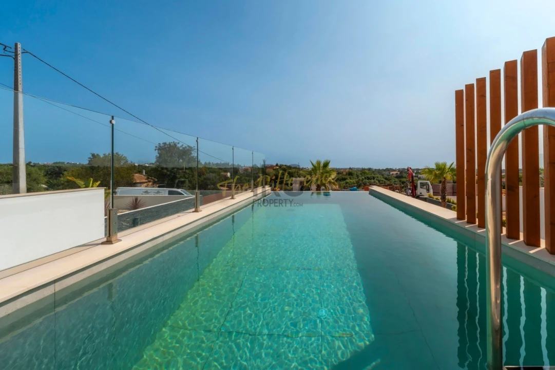 Moradia T3 para Venda em Almancil Foto 28