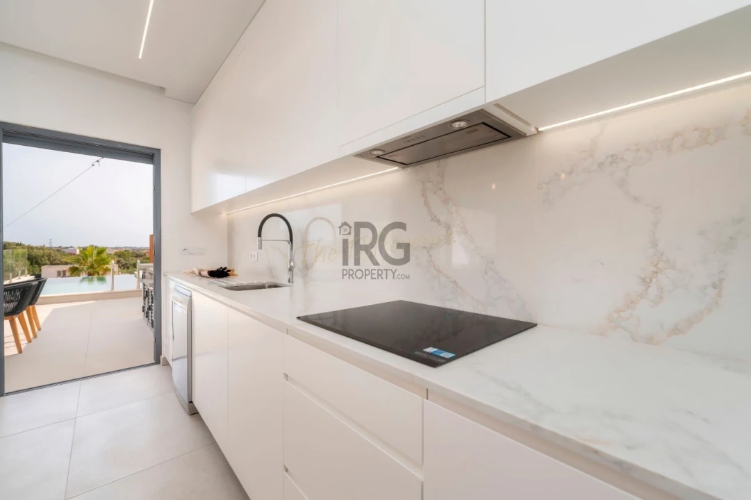 Moradia T3 para Venda em Almancil Foto 18