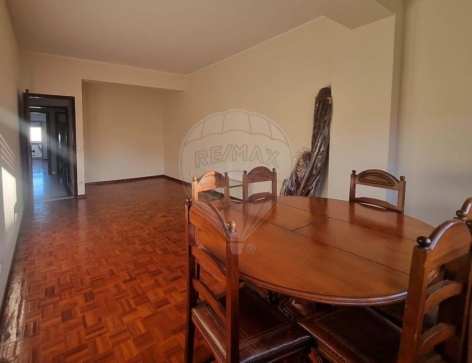 Apartamento T2 para Venda em Beato Foto 6