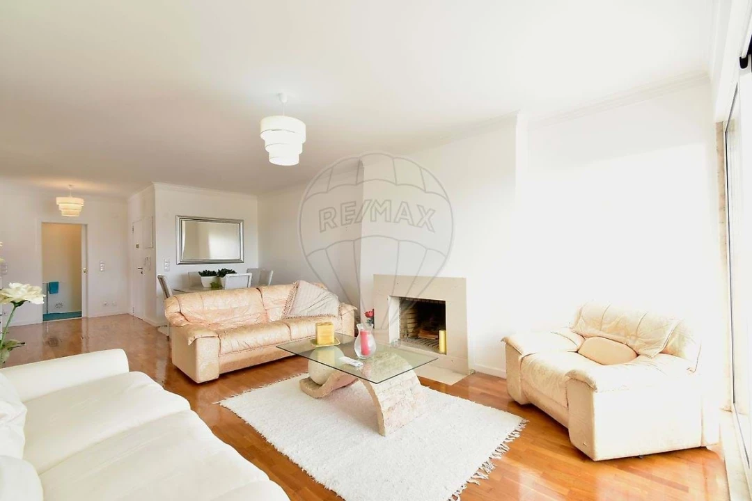 Apartamento T2 para Arrendamento férias em Cascais e Estoril Foto 3