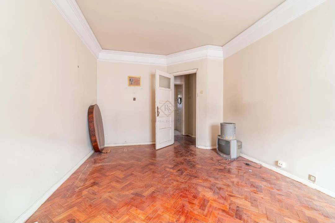 Apartamento T5 para Venda em Avenidas Novas Foto 14