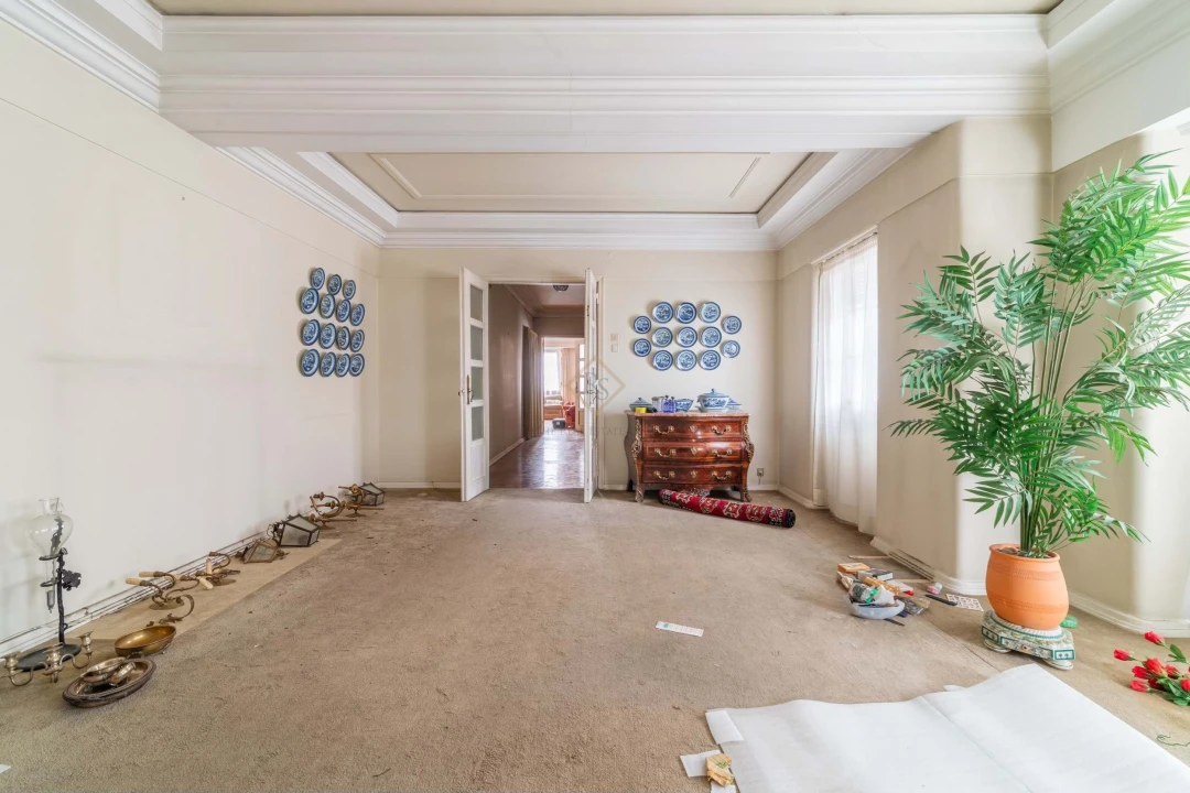 Apartamento T5 para Venda em Avenidas Novas Foto 8