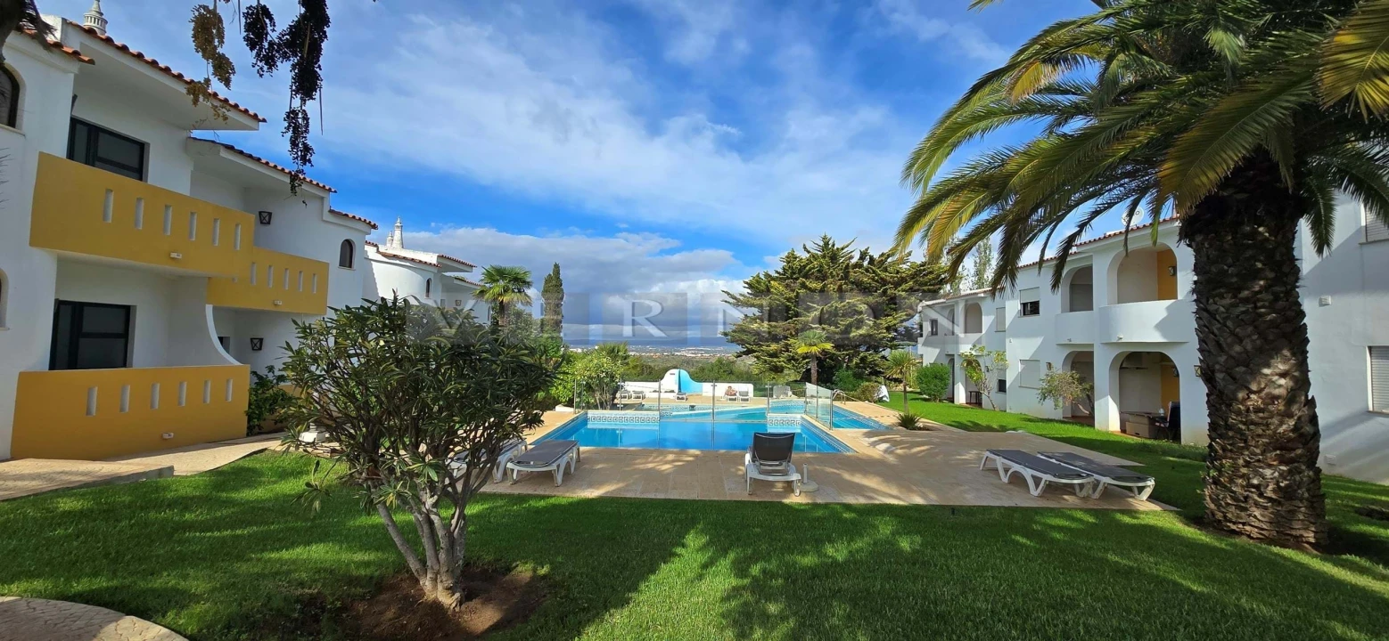 Apartamento T2 para Venda em Lagoa e Carvoeiro Foto 12