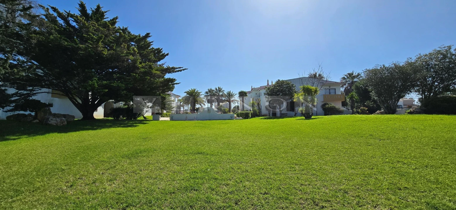 Apartamento T2 para Venda em Lagoa e Carvoeiro Foto 37