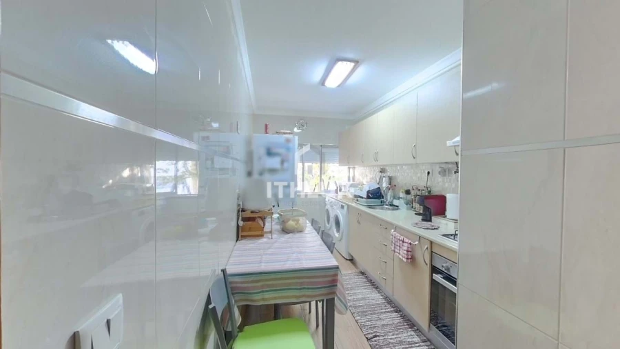 Apartamento T2 para Venda em São Bras e São Lourenço Foto 12