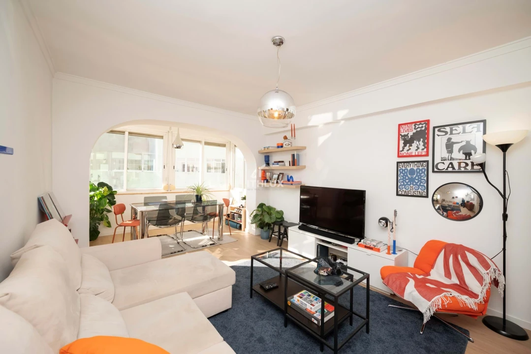 Apartamento T2 para Venda em Odivelas Foto 5