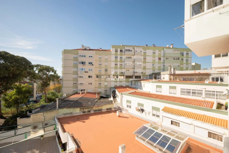 Apartamento T2 para Venda em Odivelas Foto 38