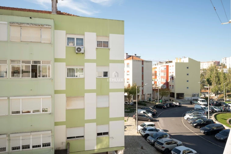 Apartamento T2 para Venda em Odivelas Foto 24