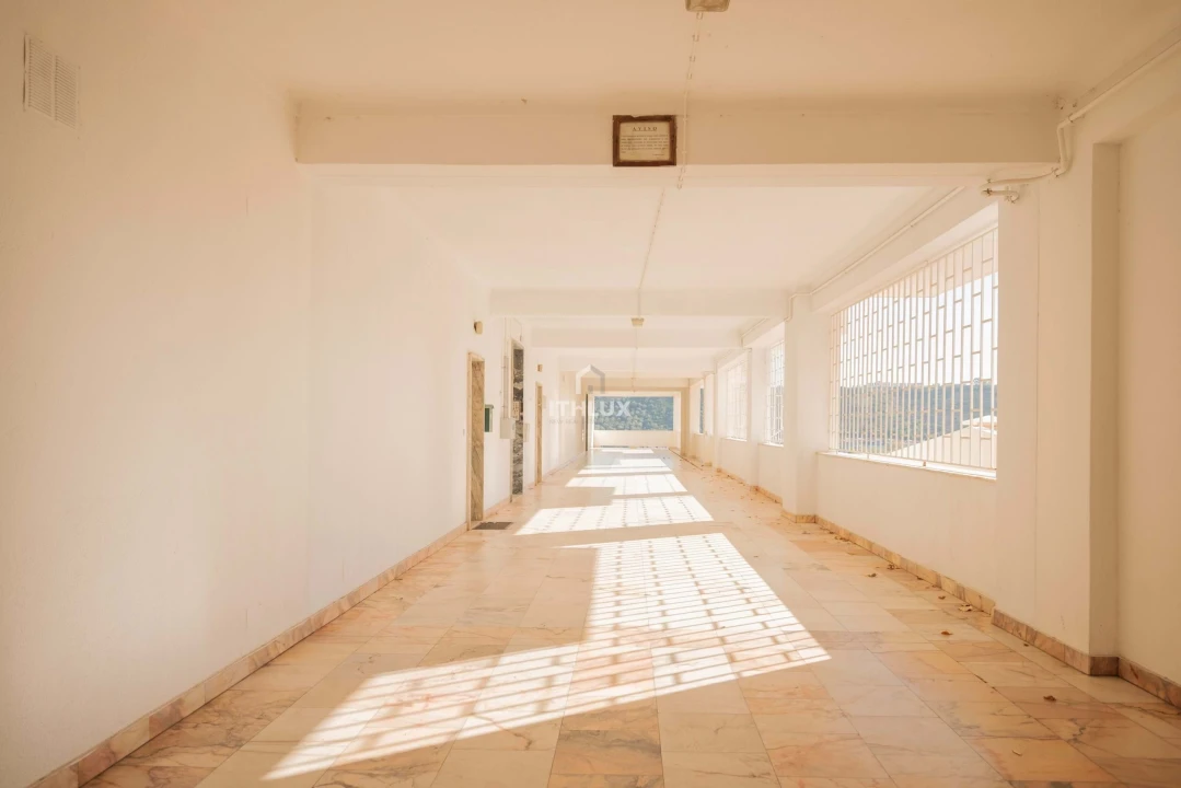 Apartamento T2 para Venda em Odivelas Foto 32