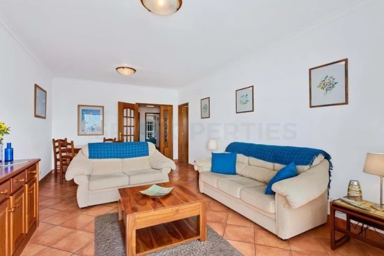 Apartamento T2 para Venda em Quarteira Foto 15