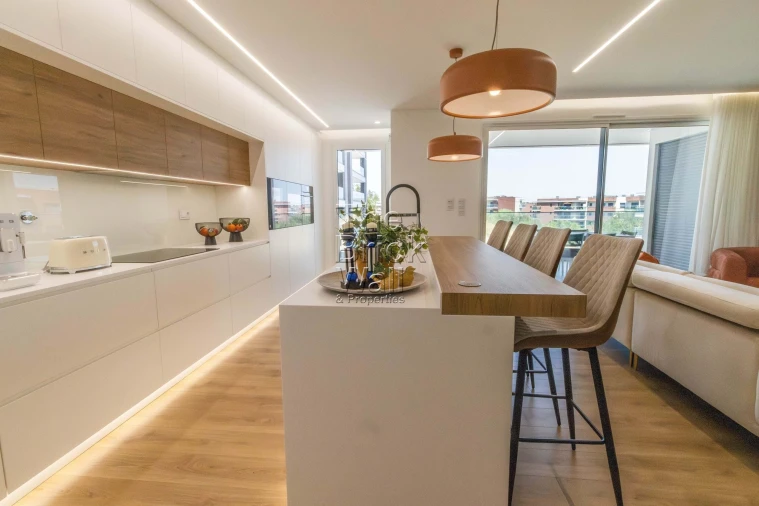 Apartamento T3 para Venda em Alverca do Ribatejo e Sobralinho Foto 4