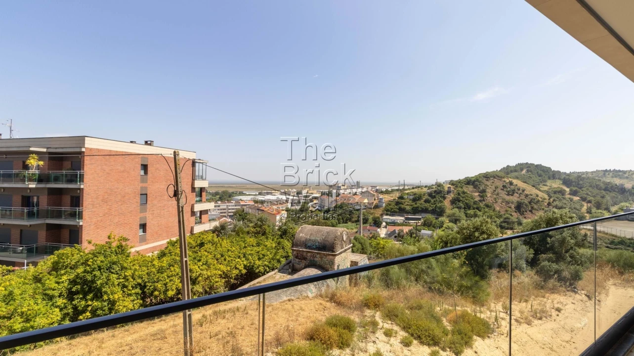 Apartamento T2 para Venda em Alverca do Ribatejo e Sobralinho Foto 38