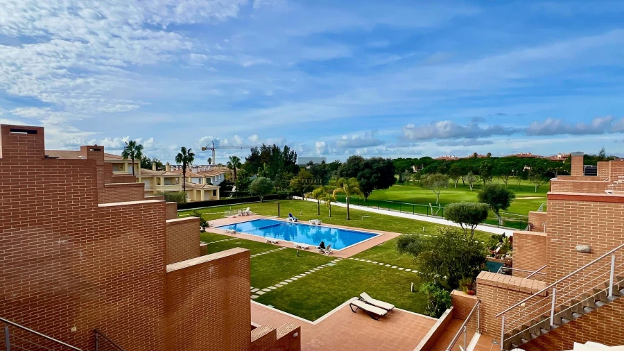 Apartamento T1 para Venda em Quarteira Foto 25