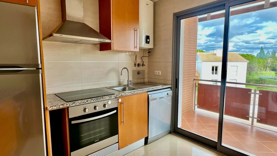 Apartamento T1 para Venda em Quarteira Foto 9