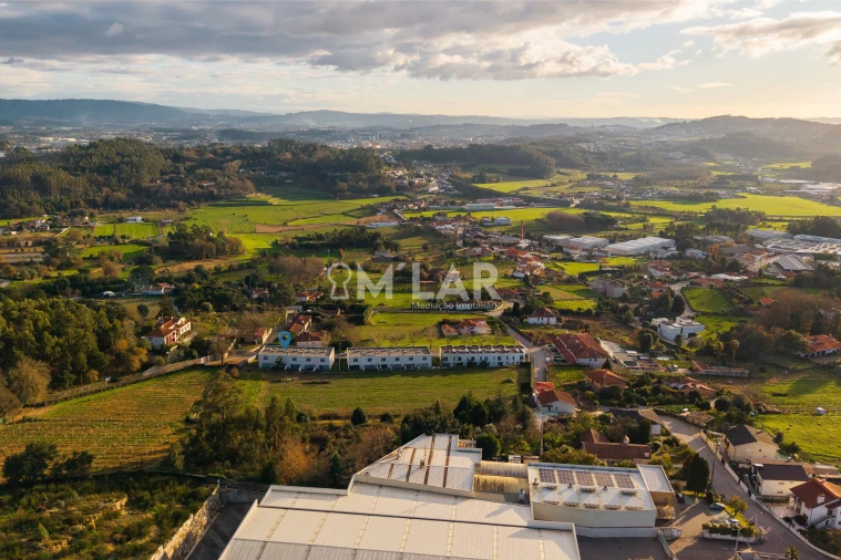 Moradia T3 para Venda em Lemenhe, Mouquim e Jesufrei Foto 44