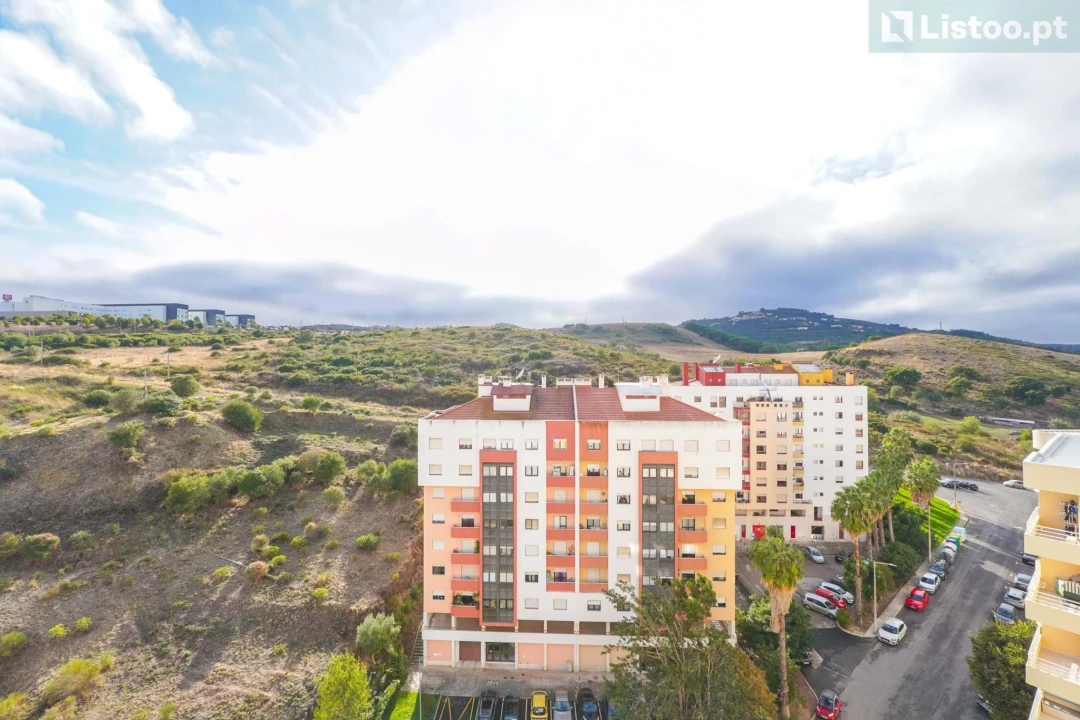 Apartamento T3 para Venda em Loures Foto 3