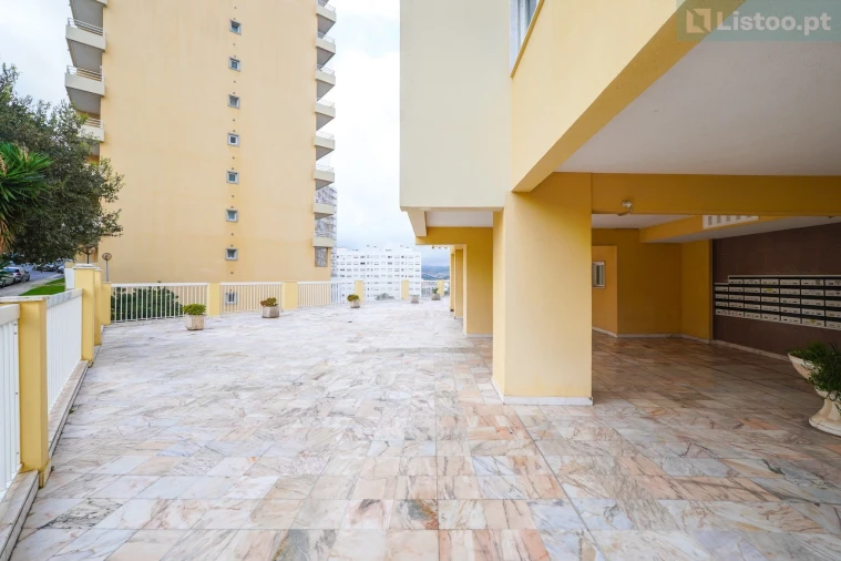 Apartamento T3 para Venda em Loures Foto 45