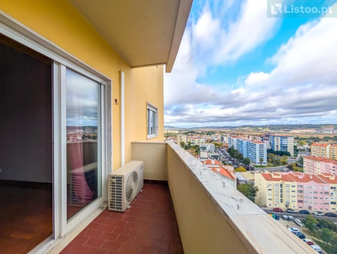 Apartamento T3 para Venda em Loures Foto 28