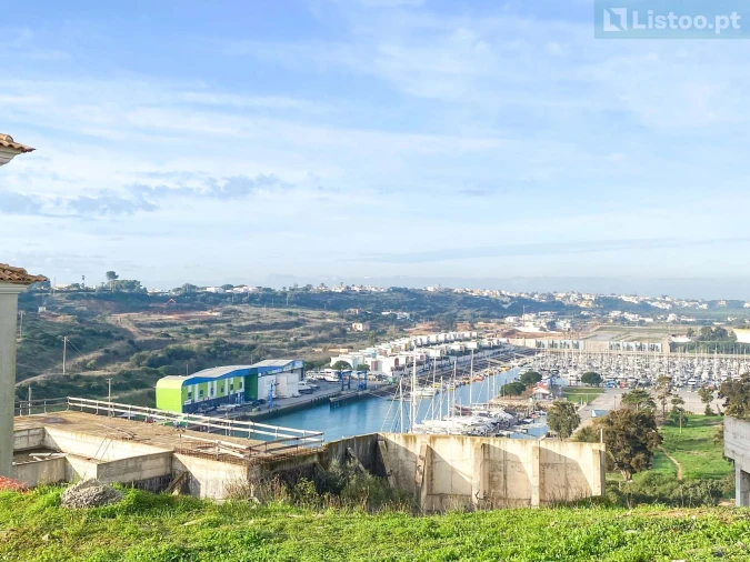 Moradia T2 para Venda em Albufeira e Olhos de Água Foto 47