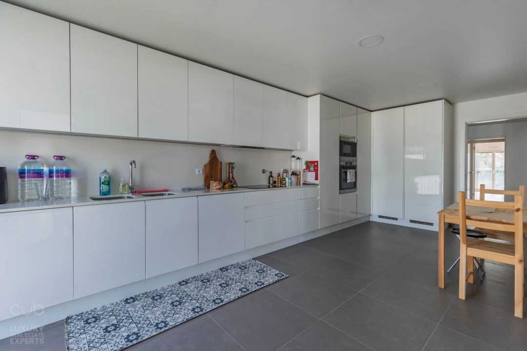 Apartamento T3 para Arrendamento em Amora Foto 7