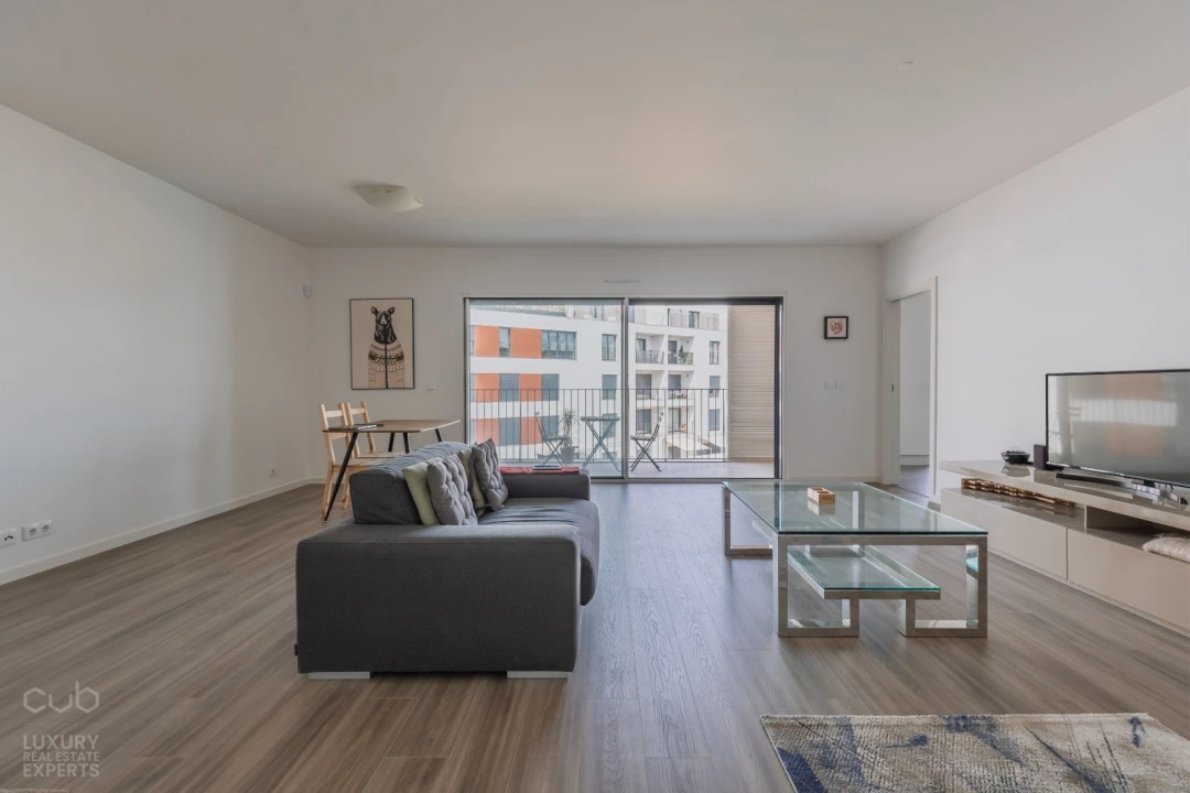 Apartamento T3 para Arrendamento em Amora Foto 4