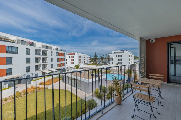 Apartamento T3 para Arrendamento em Amora Foto 9