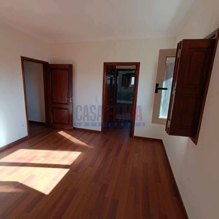 Moradia para Venda em Nine Foto 15