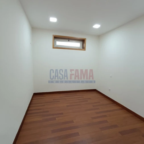 Moradia para Venda em Nine Foto 22