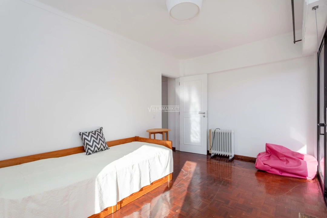 Apartamento T3 para Venda em Faro (Sé e São Pedro) Foto 11