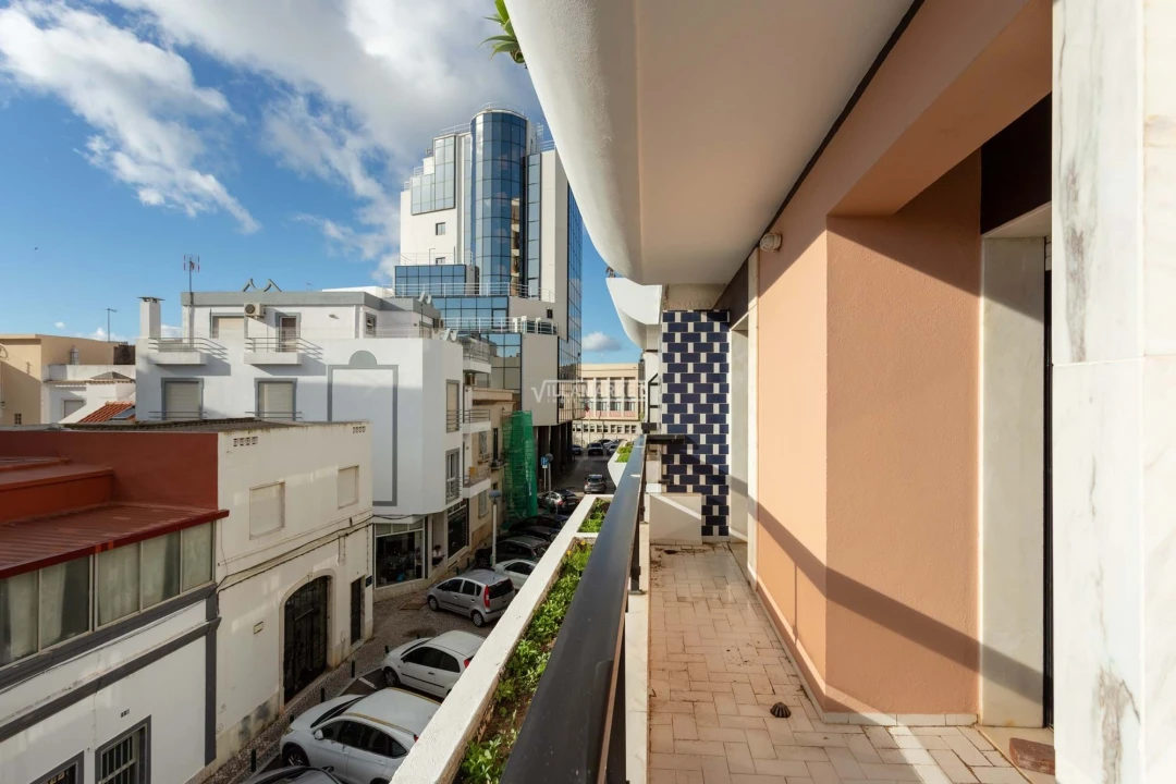 Apartamento T3 para Venda em Faro (Sé e São Pedro) Foto 16