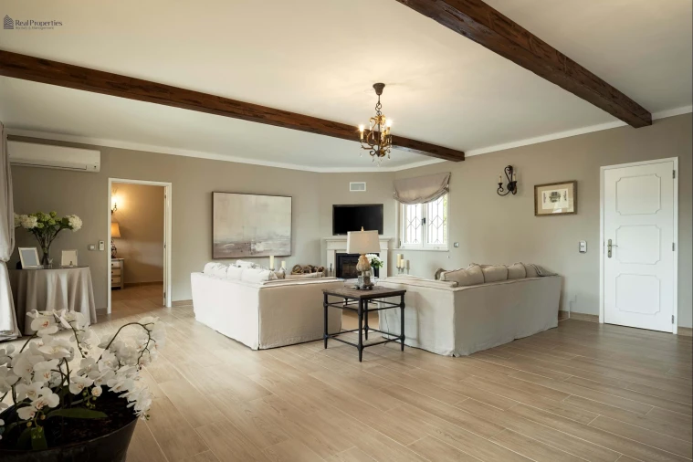 Moradia T3 para Venda em Quarteira Foto 10