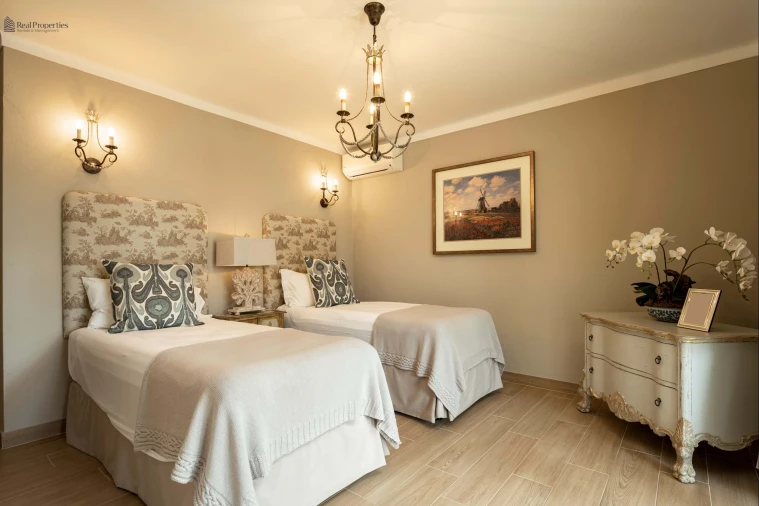 Moradia T3 para Venda em Quarteira Foto 28